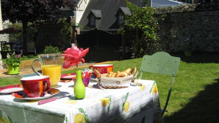 Bed and Breakfast Honfleur A Deux Exteriér fotografie